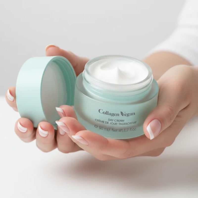 Etre Belle Collagen Vegan Peptide Day Cream: Cấp Ẩm Sâu, Nâng Cơ Săn Chắc Da Tức Thì