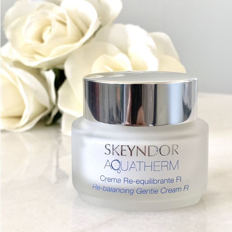 Skeyndor Aquatherm Re-Balancing Cream FI _ Kem cân bằng nội tiết tố và phục hồi cho da nhạy cảm thiên dầu